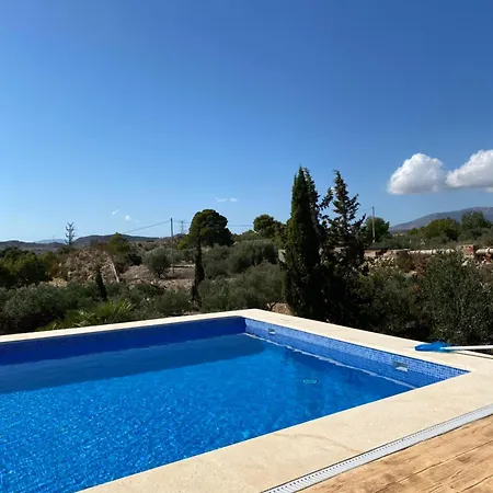 La Famille Villa *