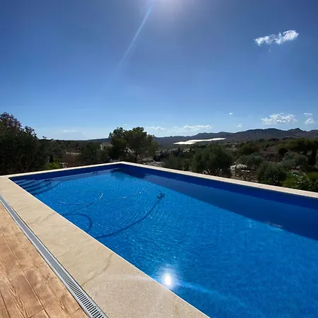 La Famille Villa Alicante