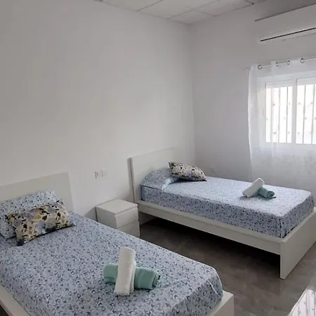 Villa La Famille Alicante