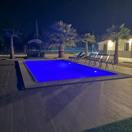 La Famille Villa *